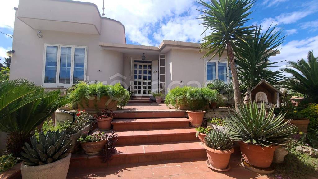 casa indipendente in vendita a Manduria