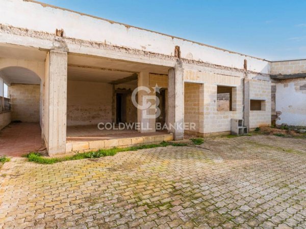 casa indipendente in vendita a Manduria in zona Torre Colimena