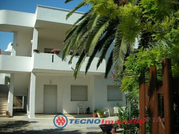 casa indipendente in vendita a Manduria