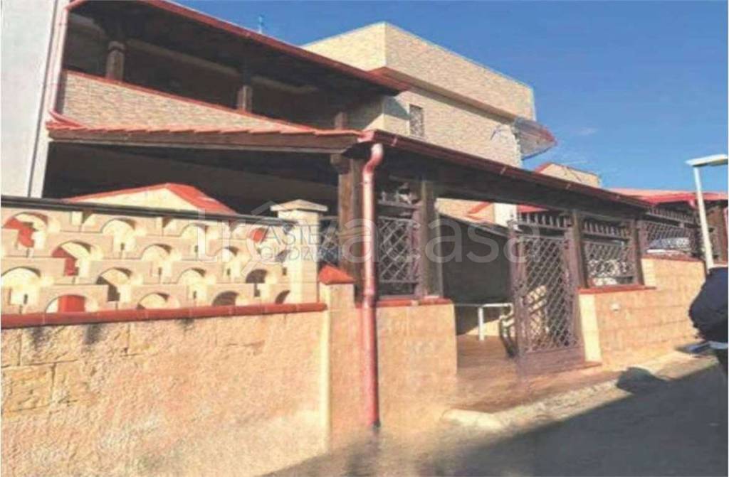 casa indipendente in vendita a Manduria in zona San Pietro in Bevagna