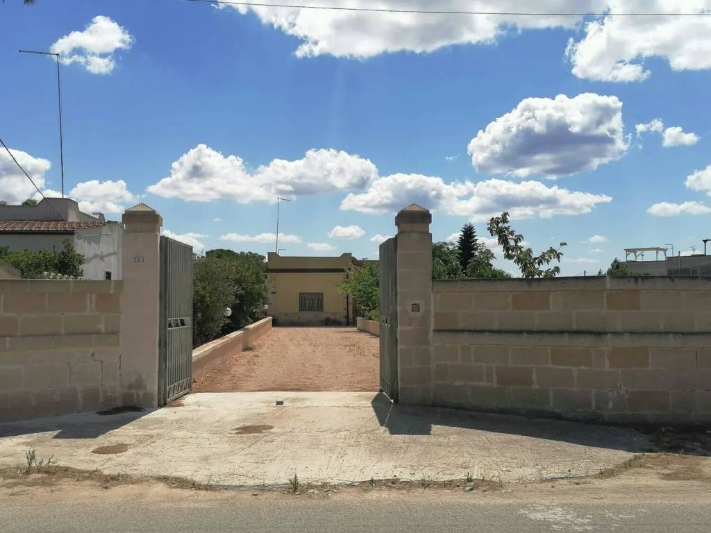 casa indipendente in vendita a Manduria in zona San Pietro in Bevagna