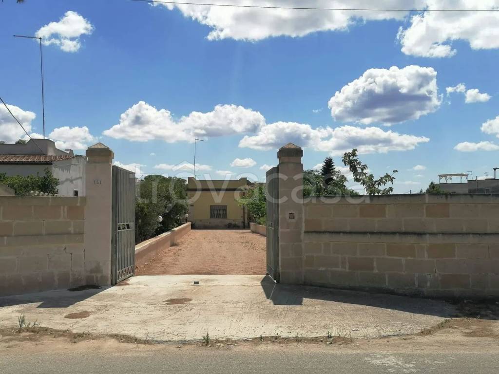 casa indipendente in vendita a Manduria in zona San Pietro in Bevagna