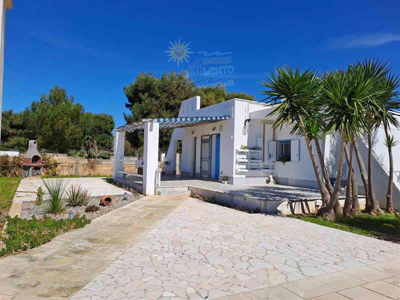 casa indipendente in vendita a Manduria