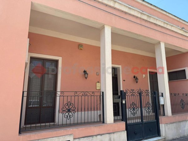 casa indipendente in vendita a Manduria