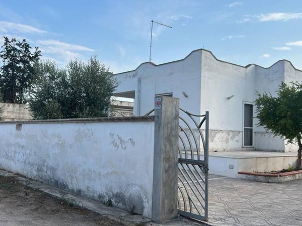 casa indipendente in vendita a Manduria in zona San Pietro in Bevagna