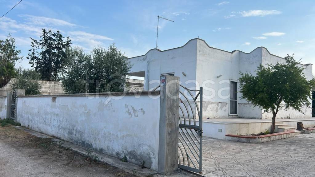 casa indipendente in vendita a Manduria in zona San Pietro in Bevagna