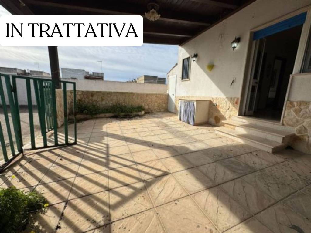 appartamento in vendita a Manduria in zona San Pietro in Bevagna