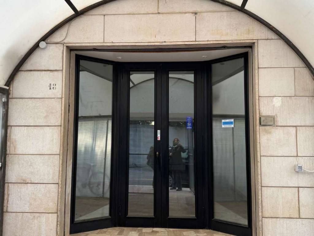 negozio in vendita a Manduria