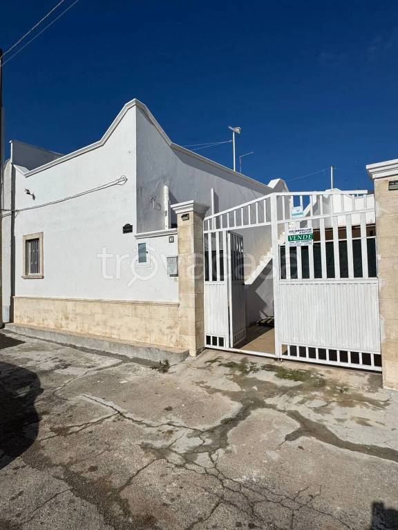 casa indipendente in vendita a Manduria in zona San Pietro in Bevagna