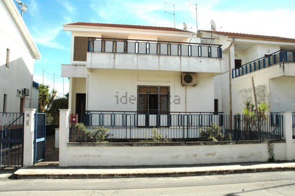 casa indipendente in vendita a Manduria