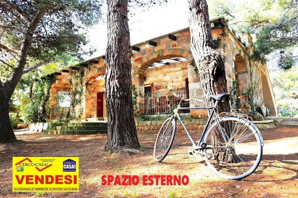 casa indipendente in vendita a Manduria