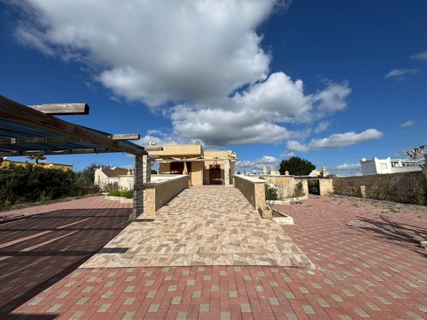 casa indipendente in vendita a Manduria in zona San Pietro in Bevagna