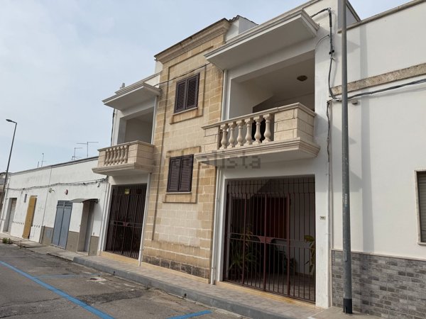 casa indipendente in vendita a Manduria in zona San Pietro in Bevagna
