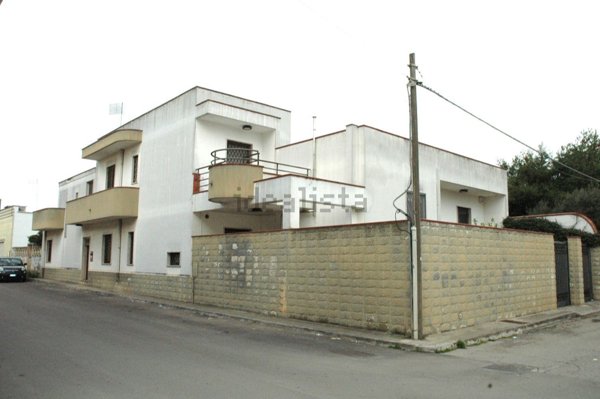 casa indipendente in vendita a Manduria