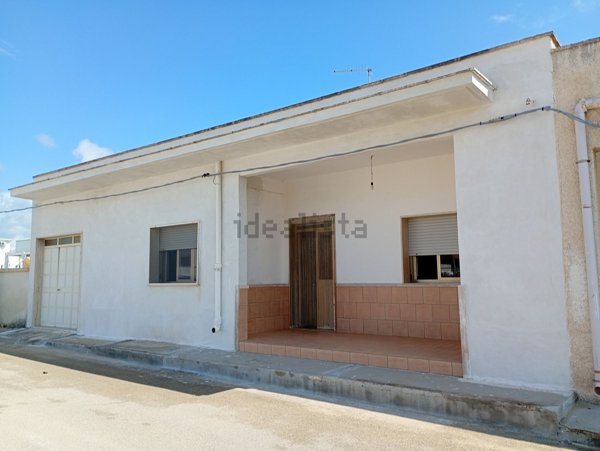 casa indipendente in vendita a Manduria in zona San Pietro in Bevagna
