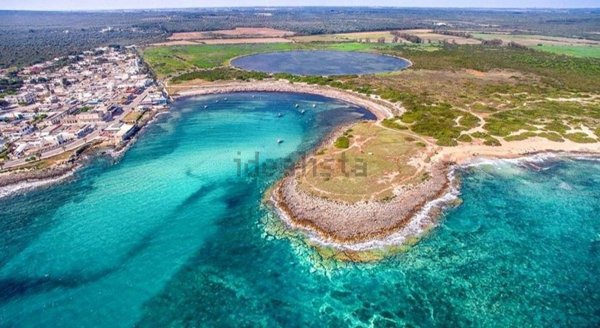 casa indipendente in vendita a Manduria in zona Torre Colimena