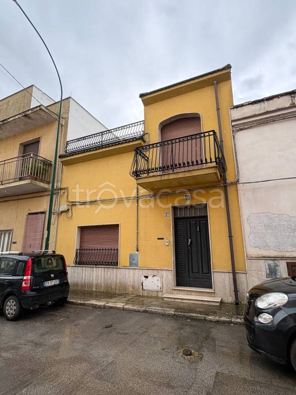 casa indipendente in vendita a Manduria