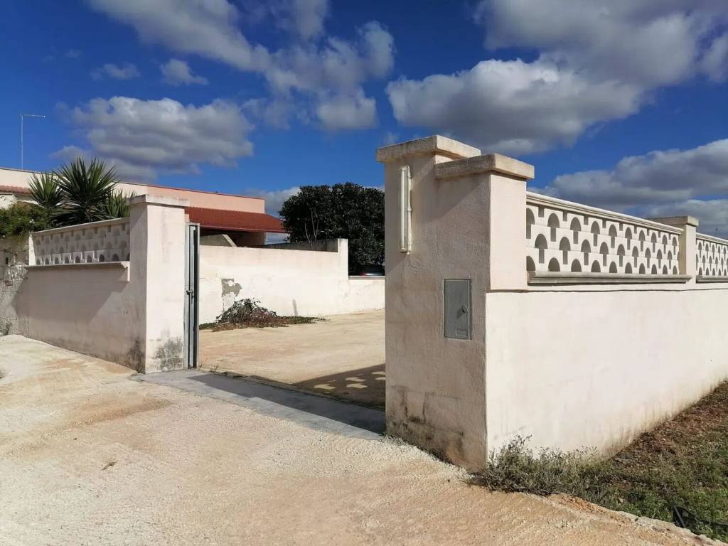 casa indipendente in vendita a Manduria