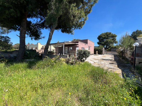 quadrivano in vendita a Manduria in zona San Pietro in Bevagna