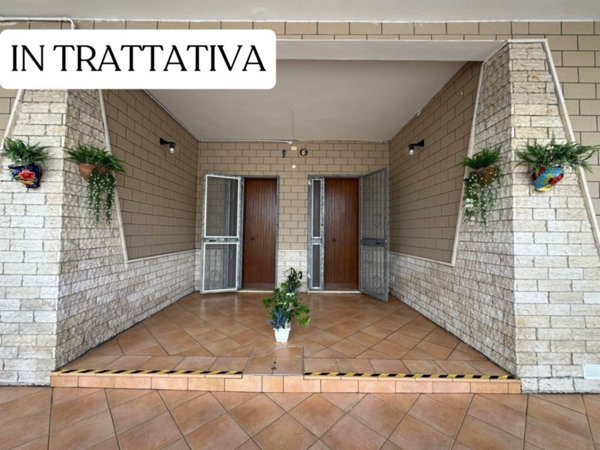 casa indipendente in vendita a Manduria