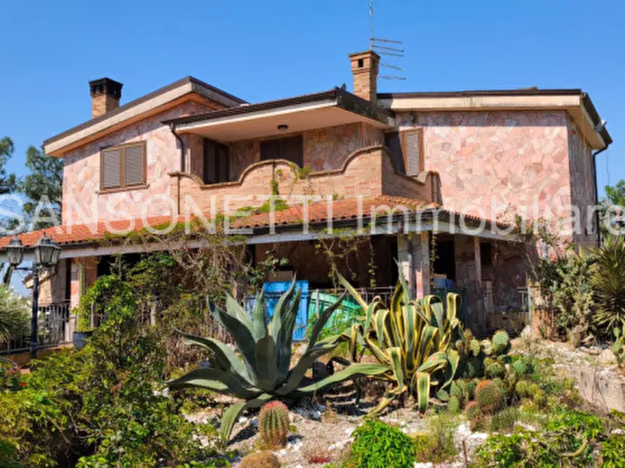 casa indipendente in vendita a Manduria