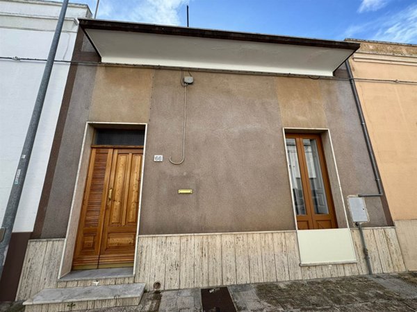 casa indipendente in vendita a Manduria