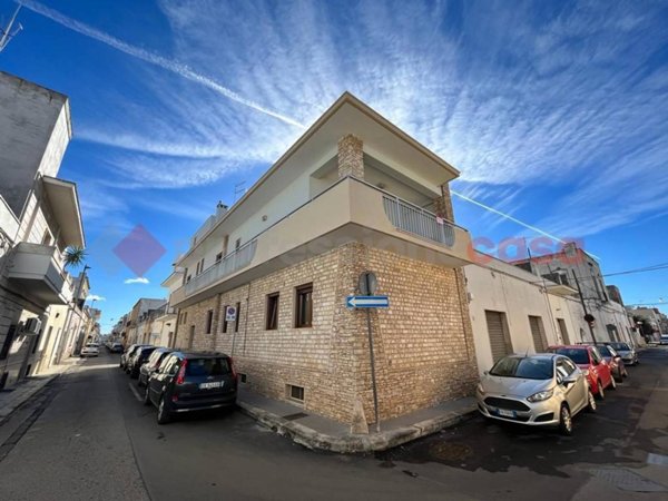 casa indipendente in vendita a Manduria