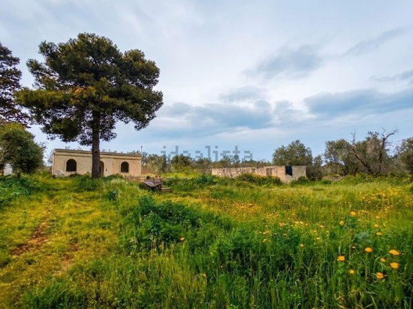 casa indipendente in vendita a Manduria