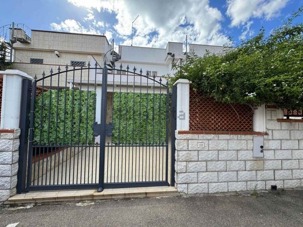 casa indipendente in vendita a Manduria