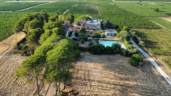 casa indipendente in vendita a Manduria