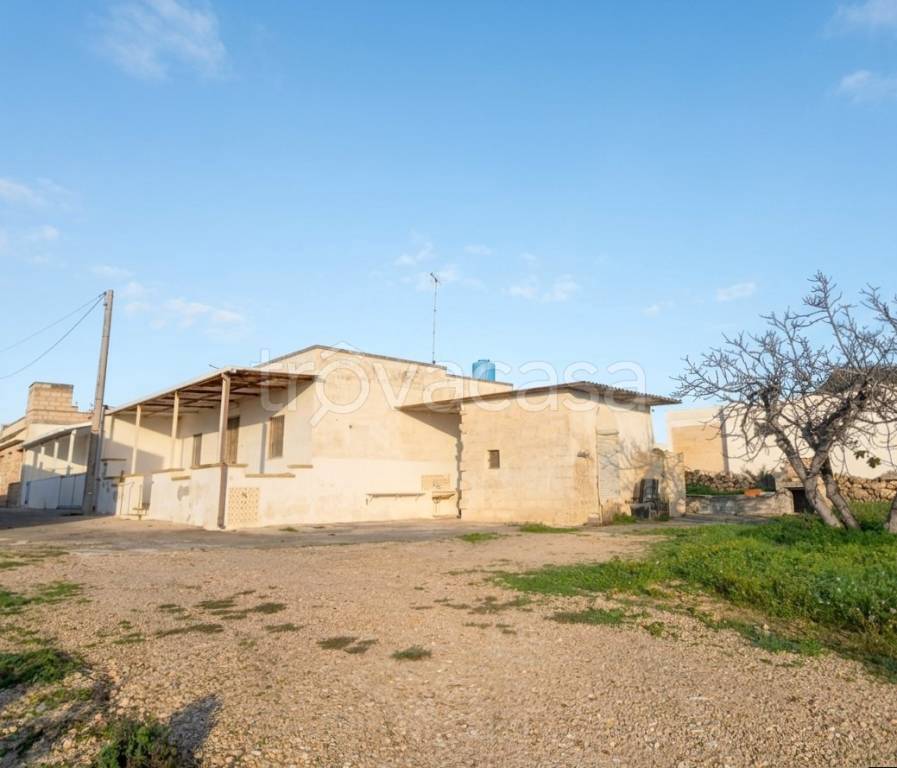 casa indipendente in vendita a Manduria in zona San Pietro in Bevagna