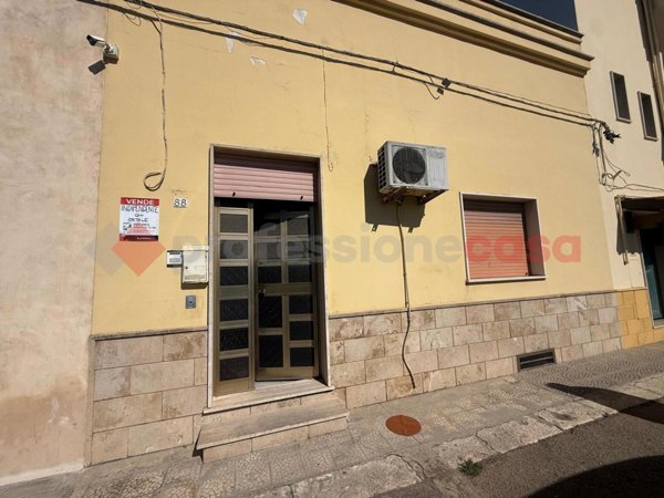 casa indipendente in vendita a Manduria