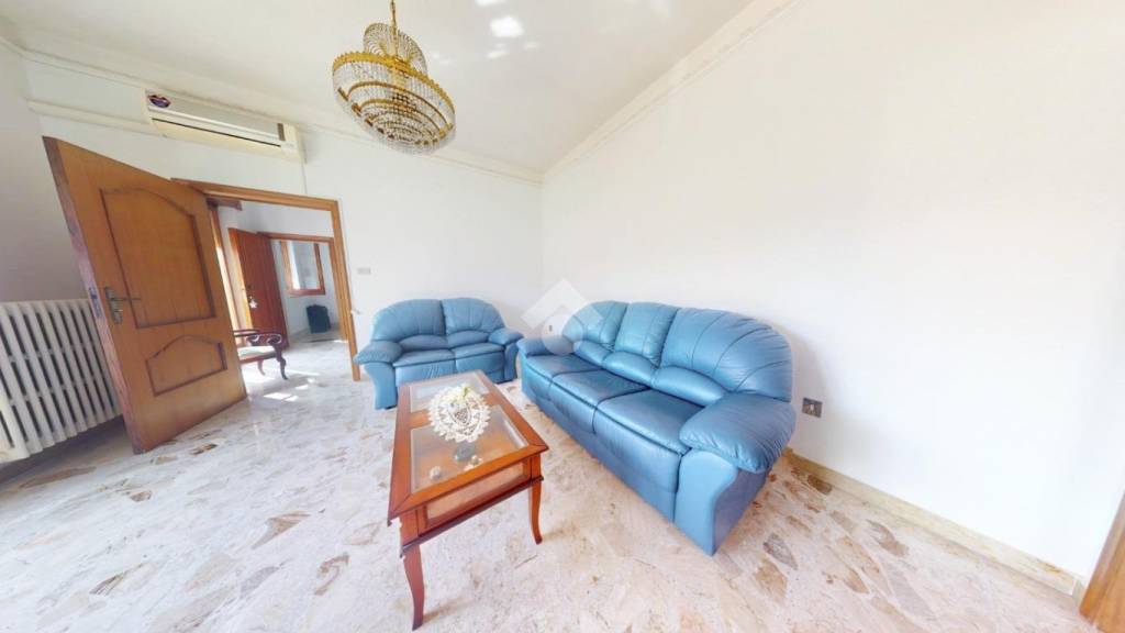 casa indipendente in vendita a Manduria