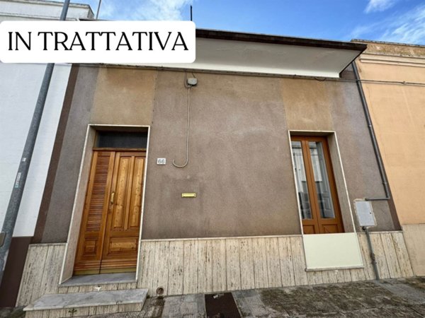 casa indipendente in vendita a Manduria