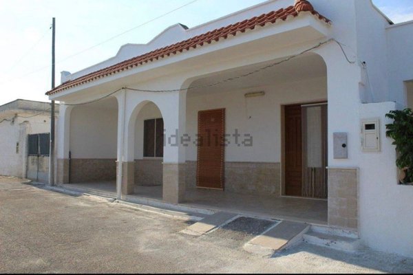 casa indipendente in vendita a Manduria