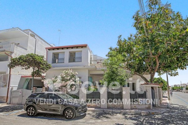 casa indipendente in vendita a Manduria in zona San Pietro in Bevagna