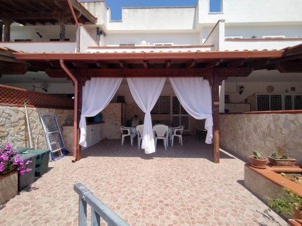 casa indipendente in vendita a Manduria in zona San Pietro in Bevagna