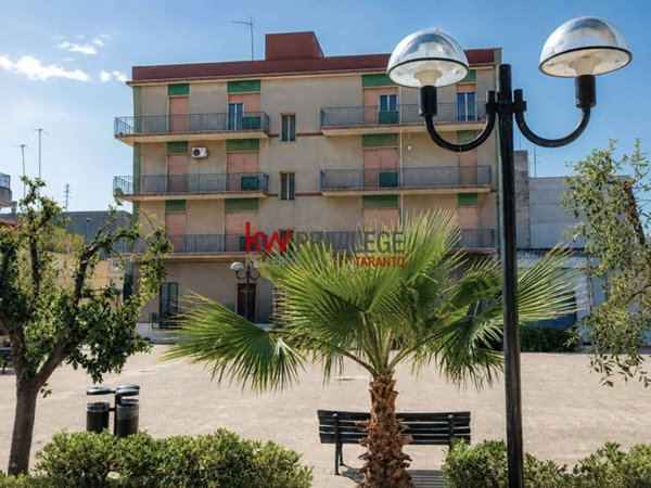 casa indipendente in vendita a Manduria