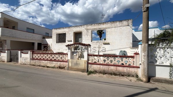 casa indipendente in vendita a Manduria in zona San Pietro in Bevagna