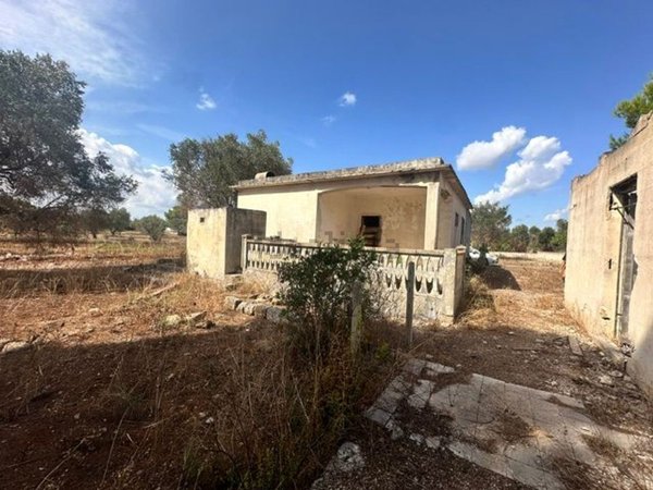 casa indipendente in vendita a Manduria
