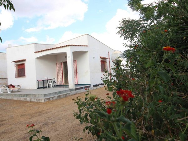 casa indipendente in vendita a Manduria in zona San Pietro in Bevagna