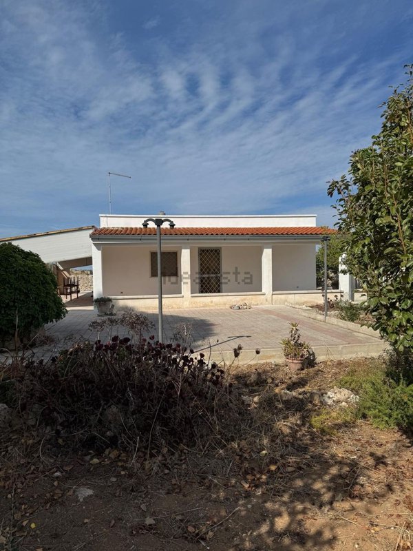 casa indipendente in vendita a Manduria in zona San Pietro in Bevagna