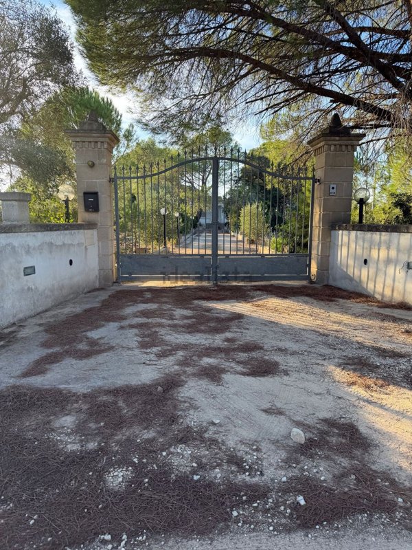 casa indipendente in vendita a Manduria in zona Uggiano Montefusco