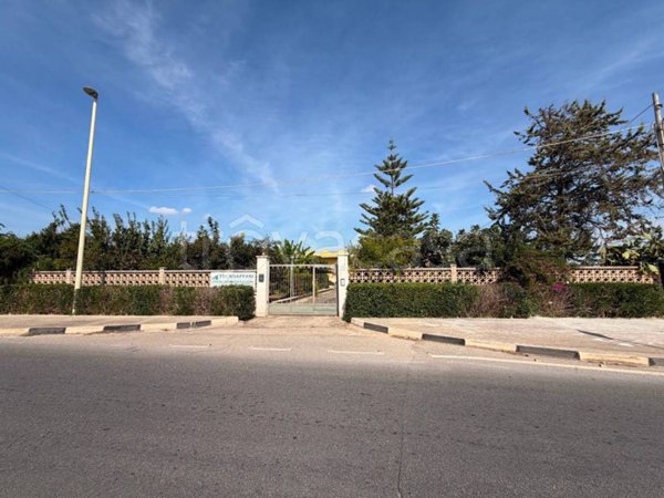 casa indipendente in vendita a Manduria