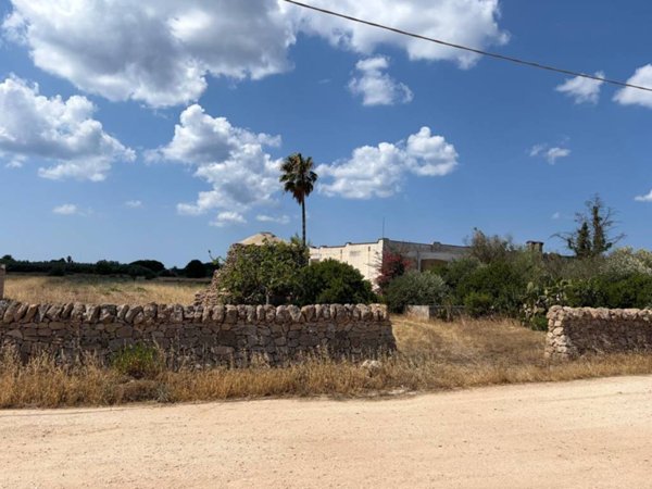 trullo in vendita a Manduria in zona San Pietro in Bevagna