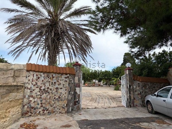 casa indipendente in vendita a Manduria in zona San Pietro in Bevagna