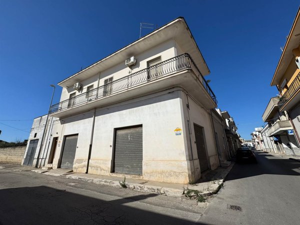 casa indipendente in vendita a Manduria
