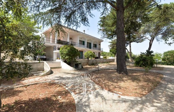 casa indipendente in vendita a Martina Franca