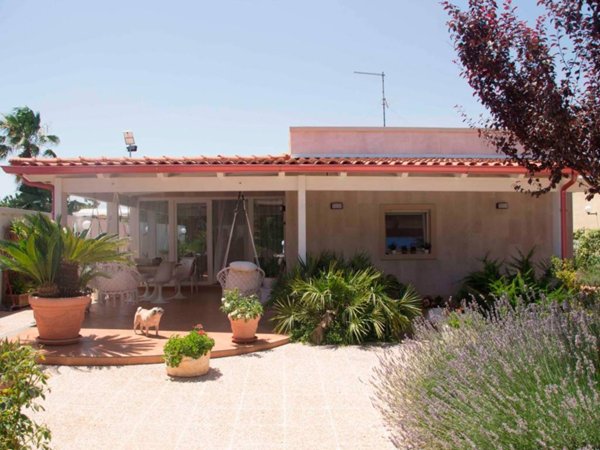casa indipendente in vendita a Martina Franca