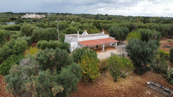 casa indipendente in vendita a Martina Franca in zona Specchia Tarantina
